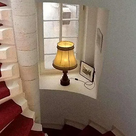 Adler Hotel *